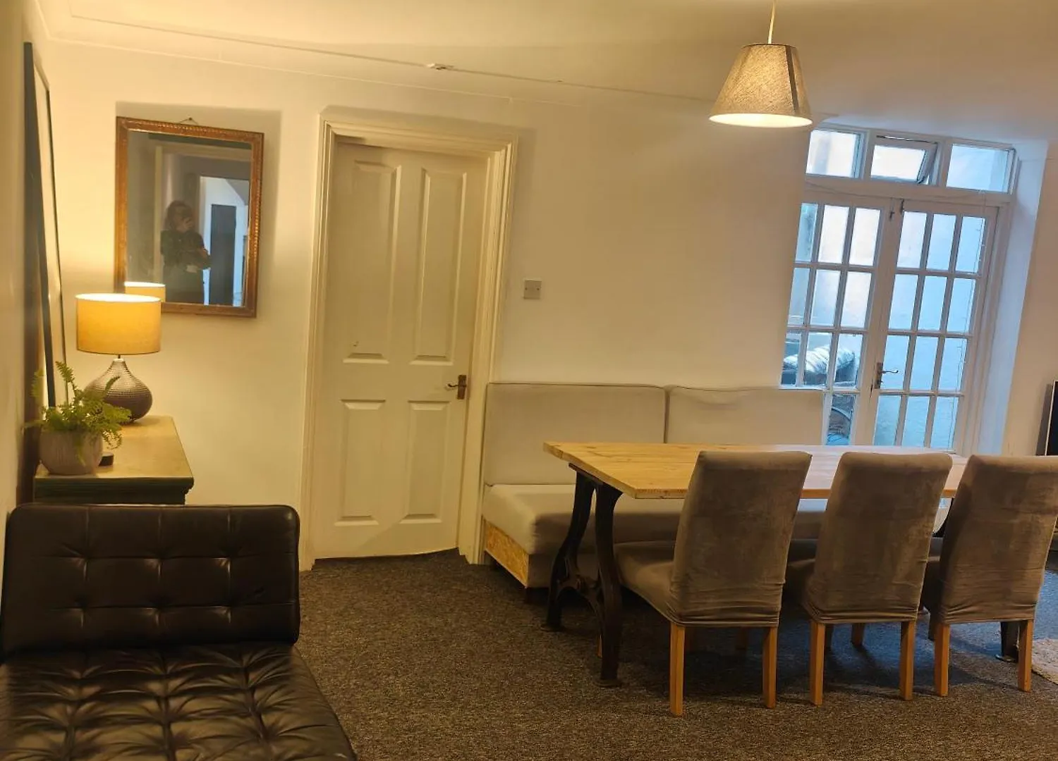 Appartement Beachfront 2-Bedroom Garden Flat With Hot Tub, Sleeps 8 Hove